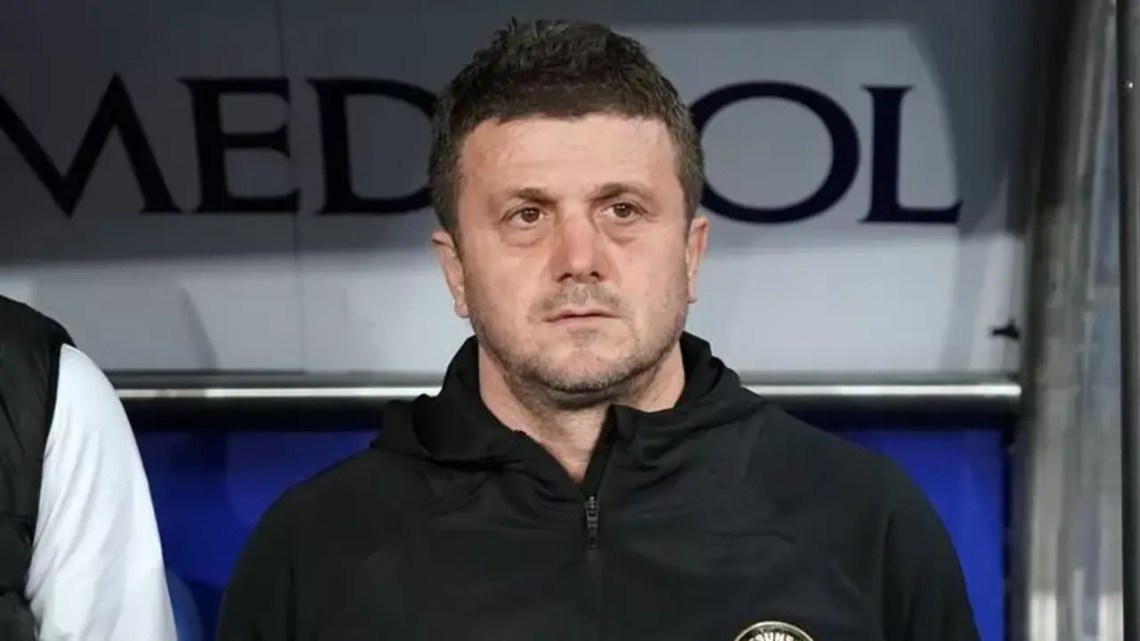 Giresunspor Teknik Direktörü Hakan Keleş Başakşehir mağlubiyeti sonrası konuştu: Destek alamıyoruz, problemler yaşıyoruz!