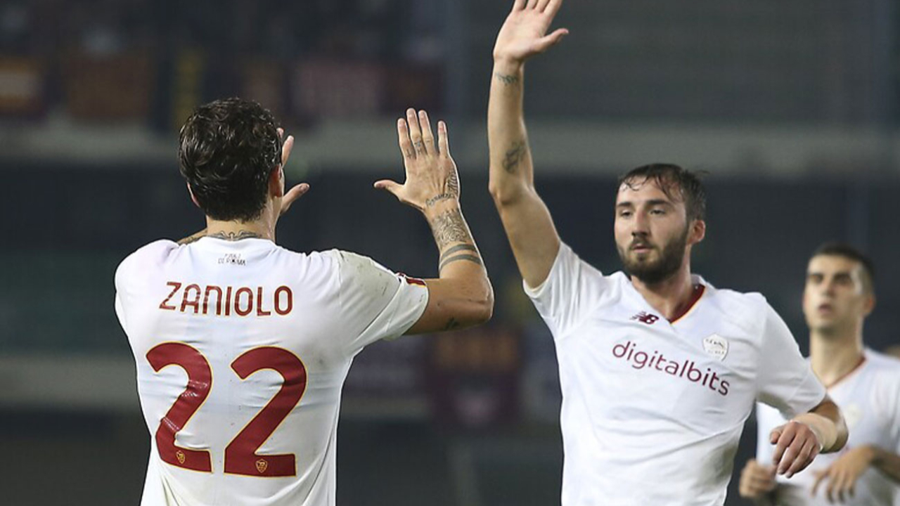 Roma deplasmanda galip
