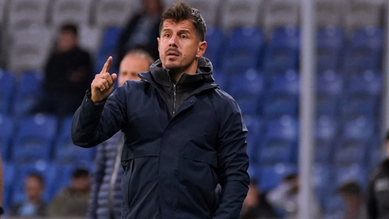 Başakşehir Teknik Direktörü Emre Belözoğlu Giresunspor galibiyeti sonrası konuştu: Onunla 1 günlük rakip olmak güzel olacak...