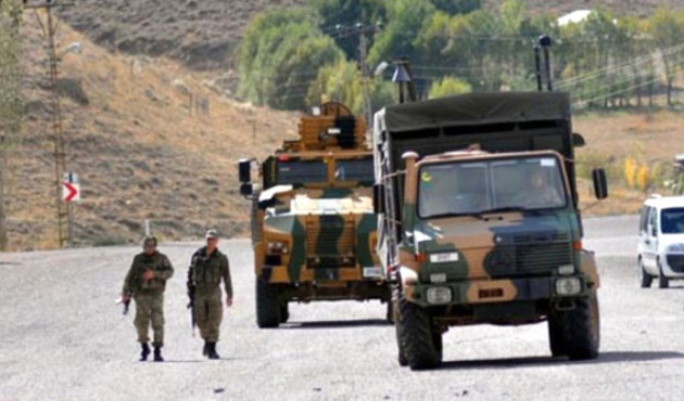 Bingöl'de patlama: 1 asker yaralandı...