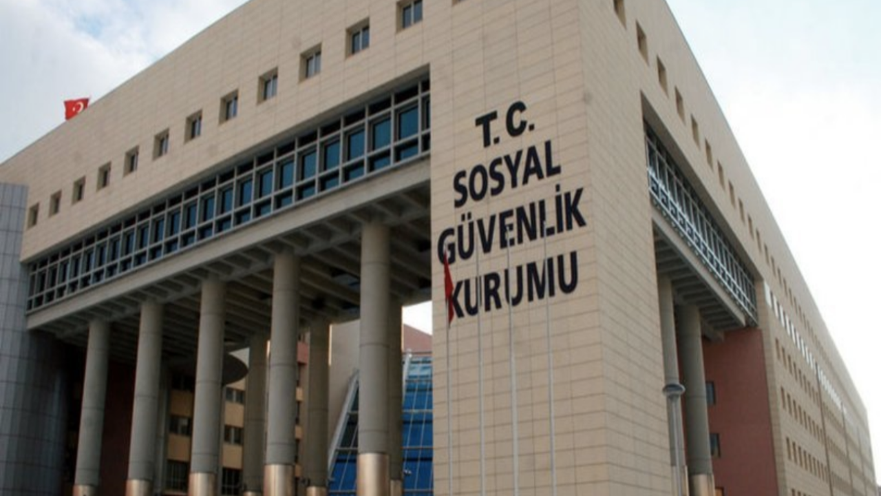 Herkesi ilgilendiren karar: SGK maaşı düşene mesaj gönderecek