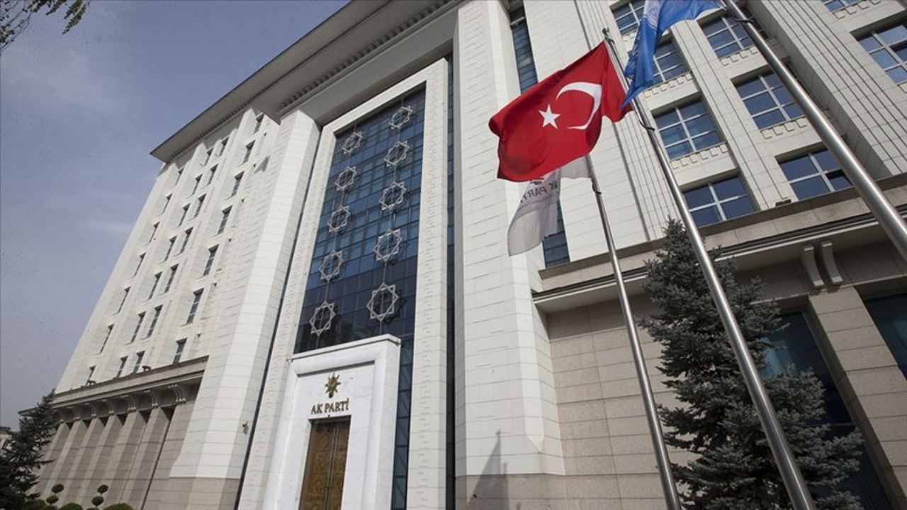 AK Parti’de görev değişikliği!