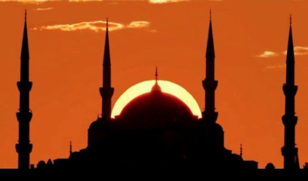 90 bin camide eş zamanlı sela okunacak!