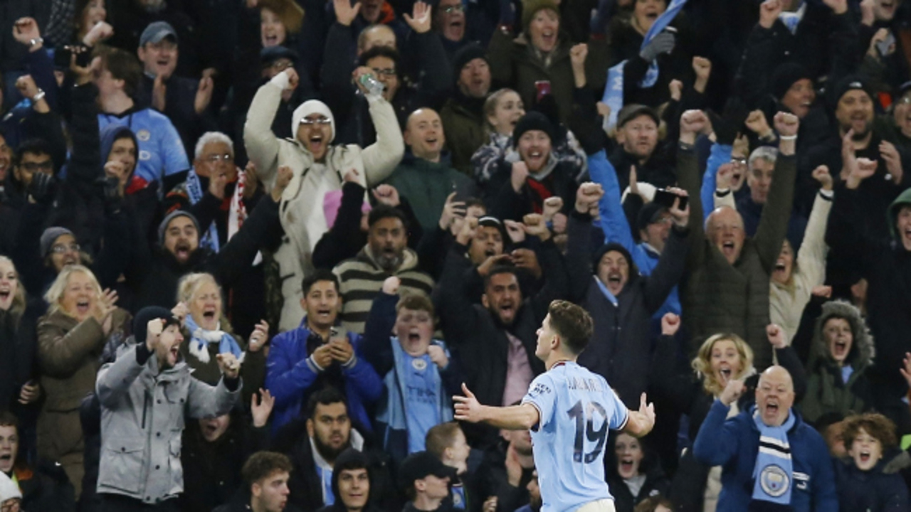 Manchester City 3 - 1 Sevilla | Geniş özet izle...