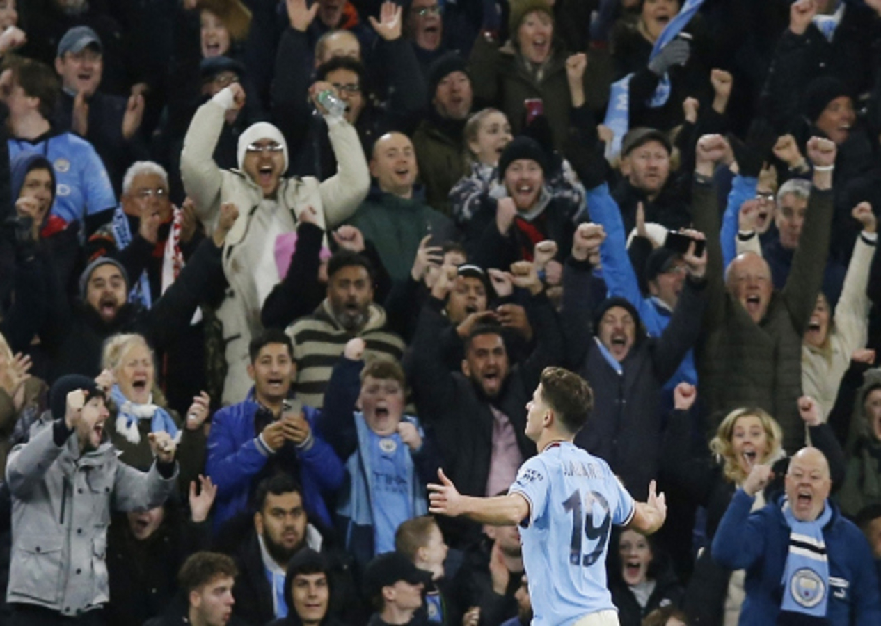 Manchester City 3 - 1 Sevilla | Geniş özet izle...