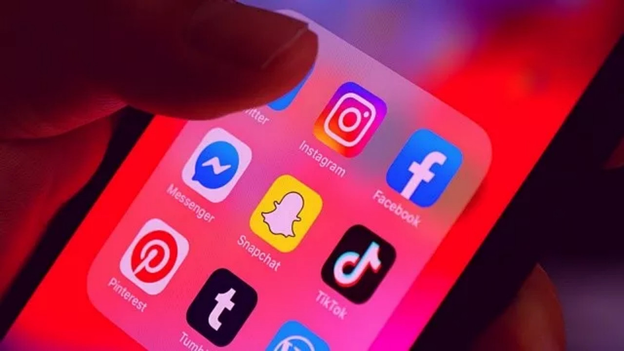Instagram’dan büyük atak: Facebook, NFT satışı için anlaşma imzaladı