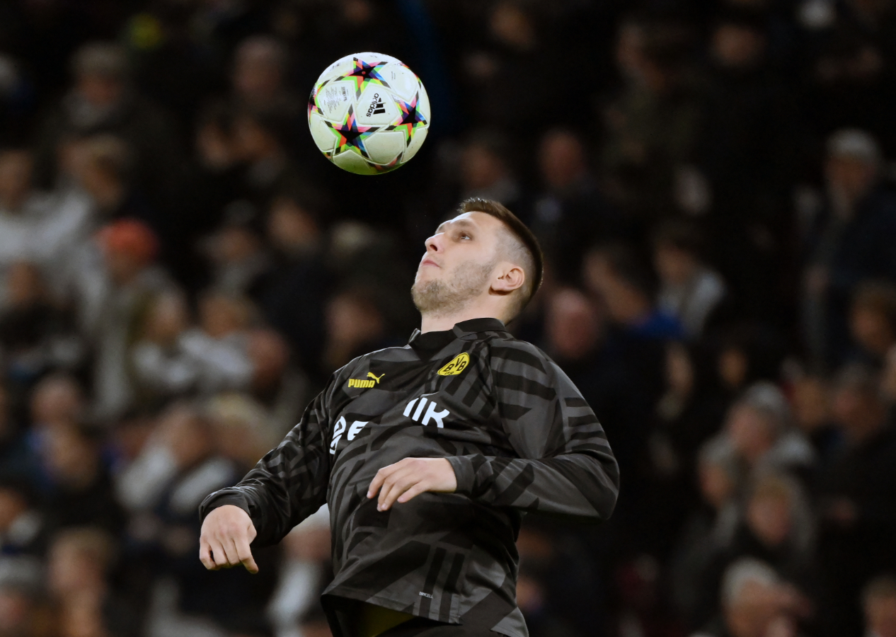 Borussia Dortmund turladı