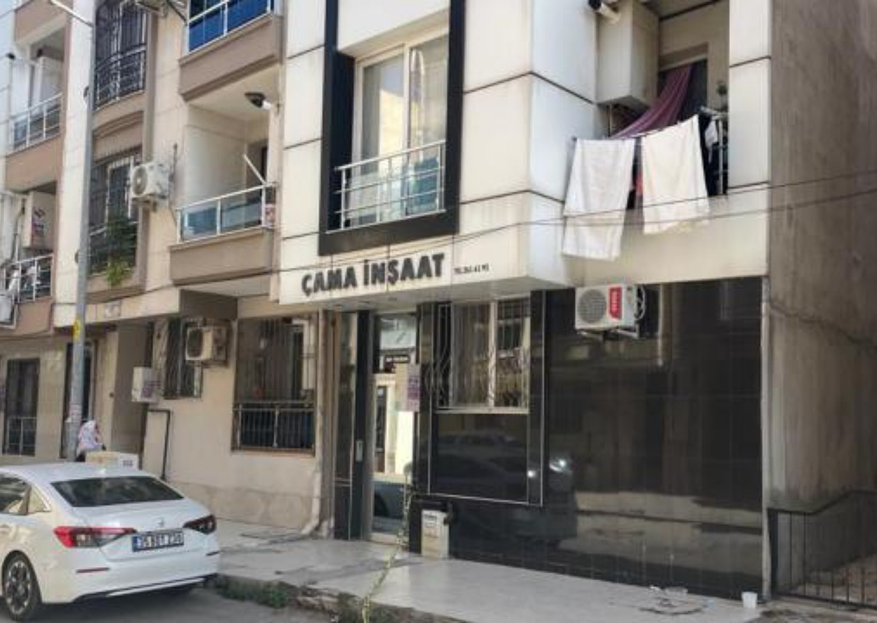 İzmir depreminde balkondan atlayan genç hayatını kaybetti!