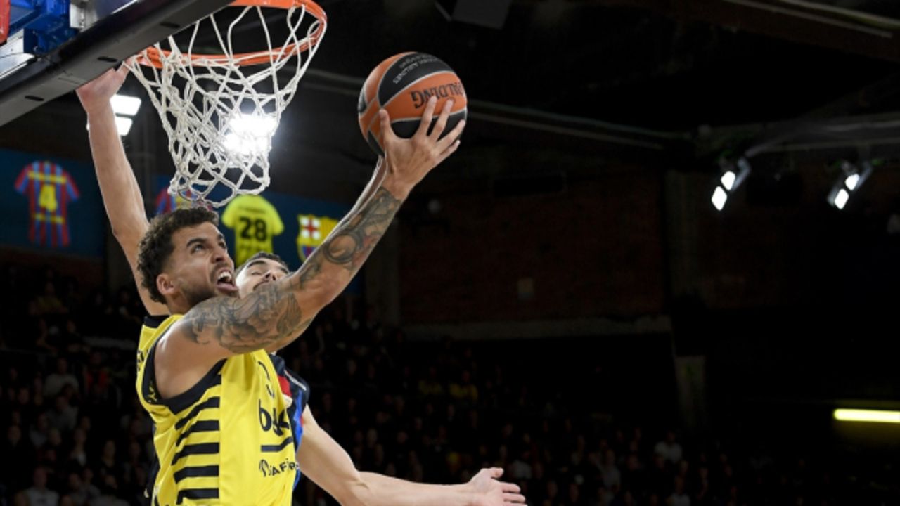 Barcelona 81 - 80 Fenerbahçe | Geniş özet izle...