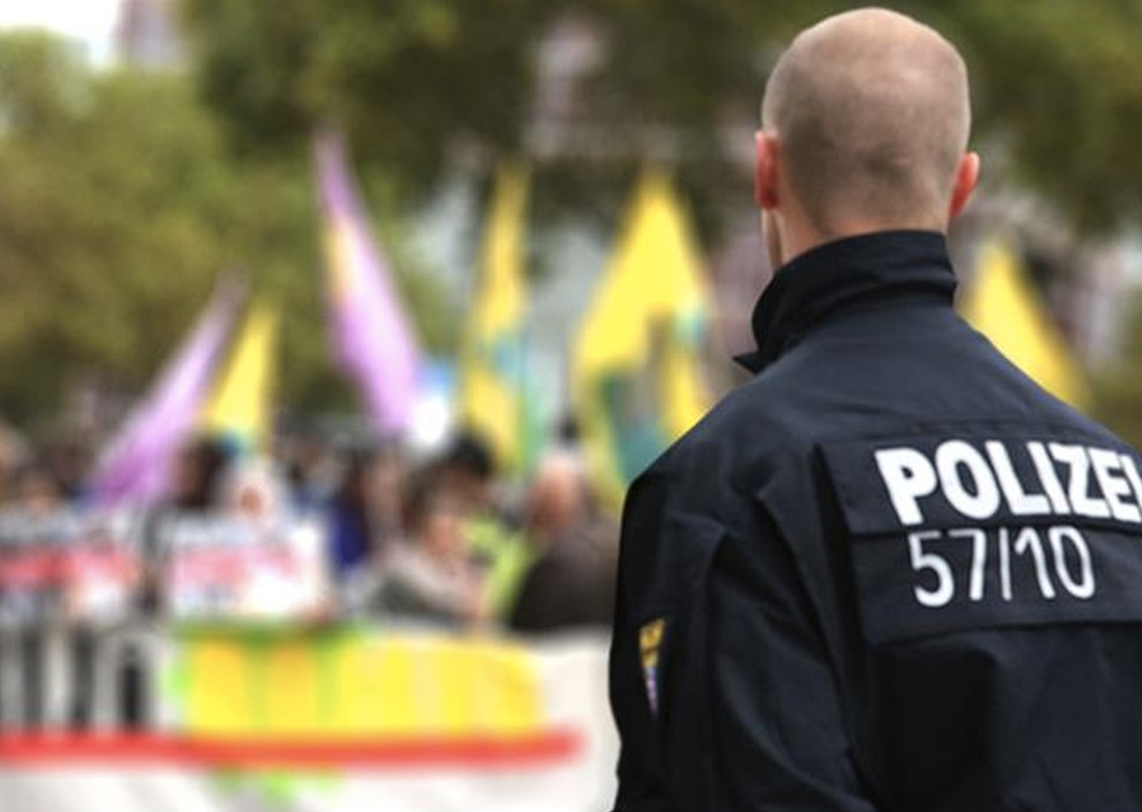 İsveç'ten beklenen açıklama geldi: PKK/YPG ile aramıza mesafe koyacağız