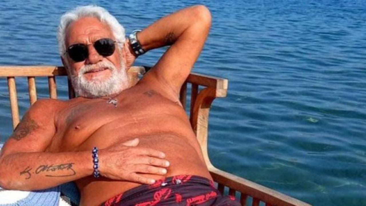 Şarkıcı Fedon'un Oğlu İlk Kez Ortaya Çıktı! İkiz Kardeşi Gibi
