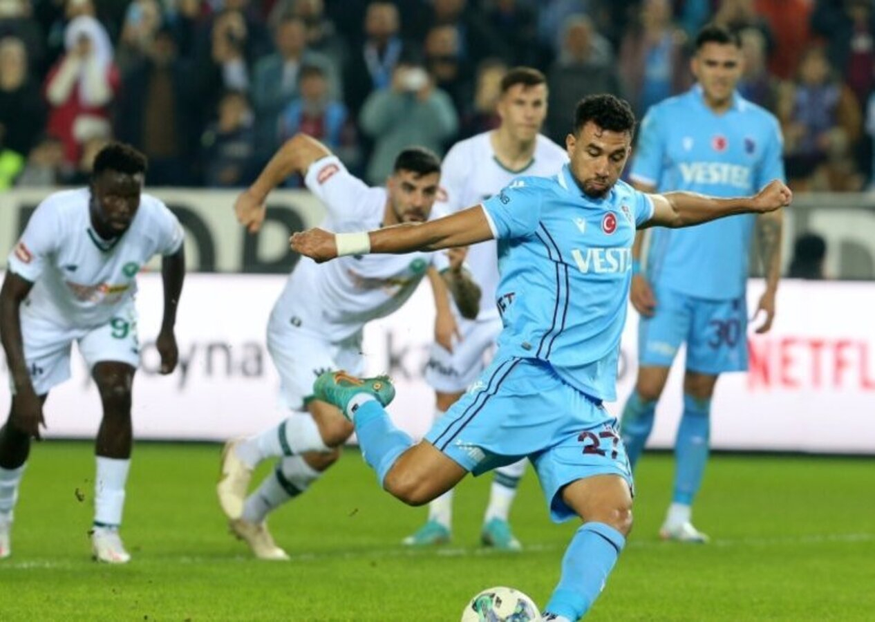 Trabzonspor'un Mısırlı yıldızı Trezeguet Konyaspor maçı sonrası konuştu: Bizim adımıza zor bir durum...