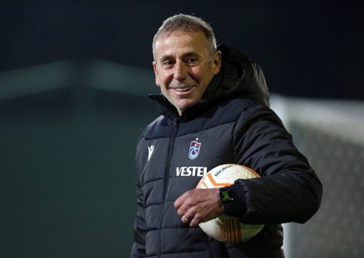 Trabzonspor Teknik Direktörü Abdullah Avcı Konyaspor maçı öncesi konuştu: Üst üste ikinci şampiyonluk...