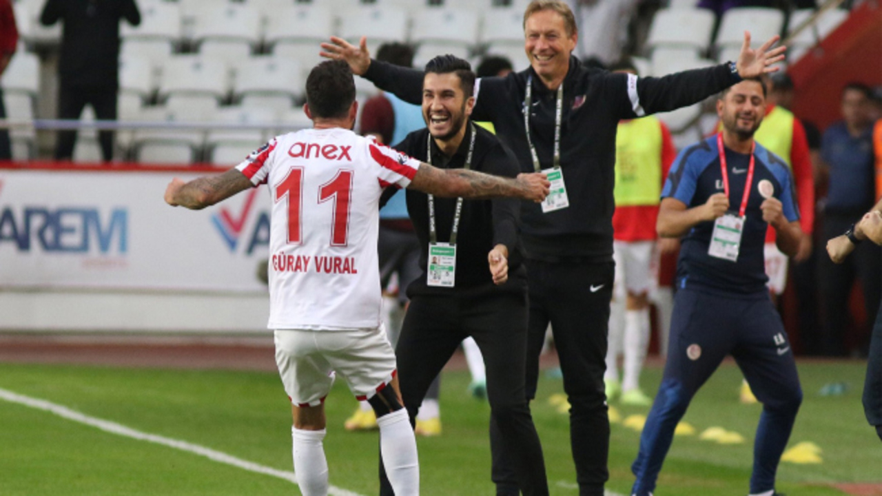 Antalyaspor 4-2 Fatih Karagümrük | Geniş özet izle...
