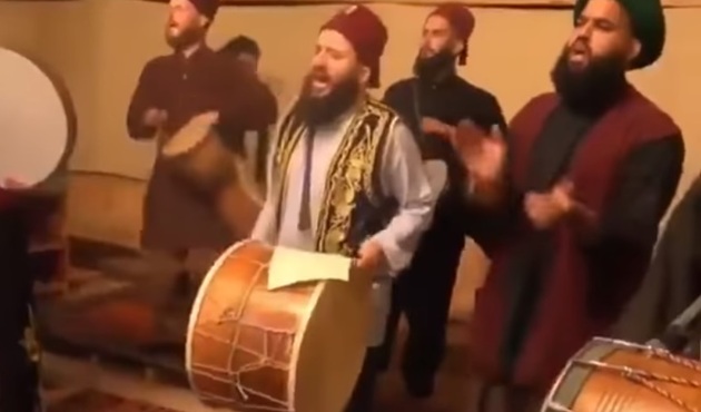 Dergah üyeleri İbrahim Tatlıses şarkısıyla coştu! / VİDEO