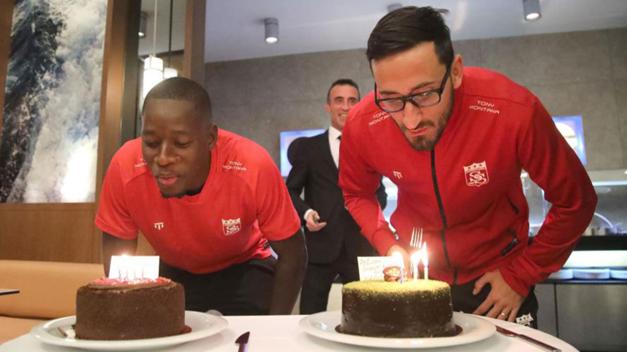 Erdoğan ve Keita'ya sürpriz doğum günü