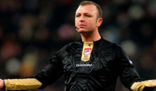 MHK klasmanını düşürdü! Tolga Özkalfa hakemliği bıraktı ...