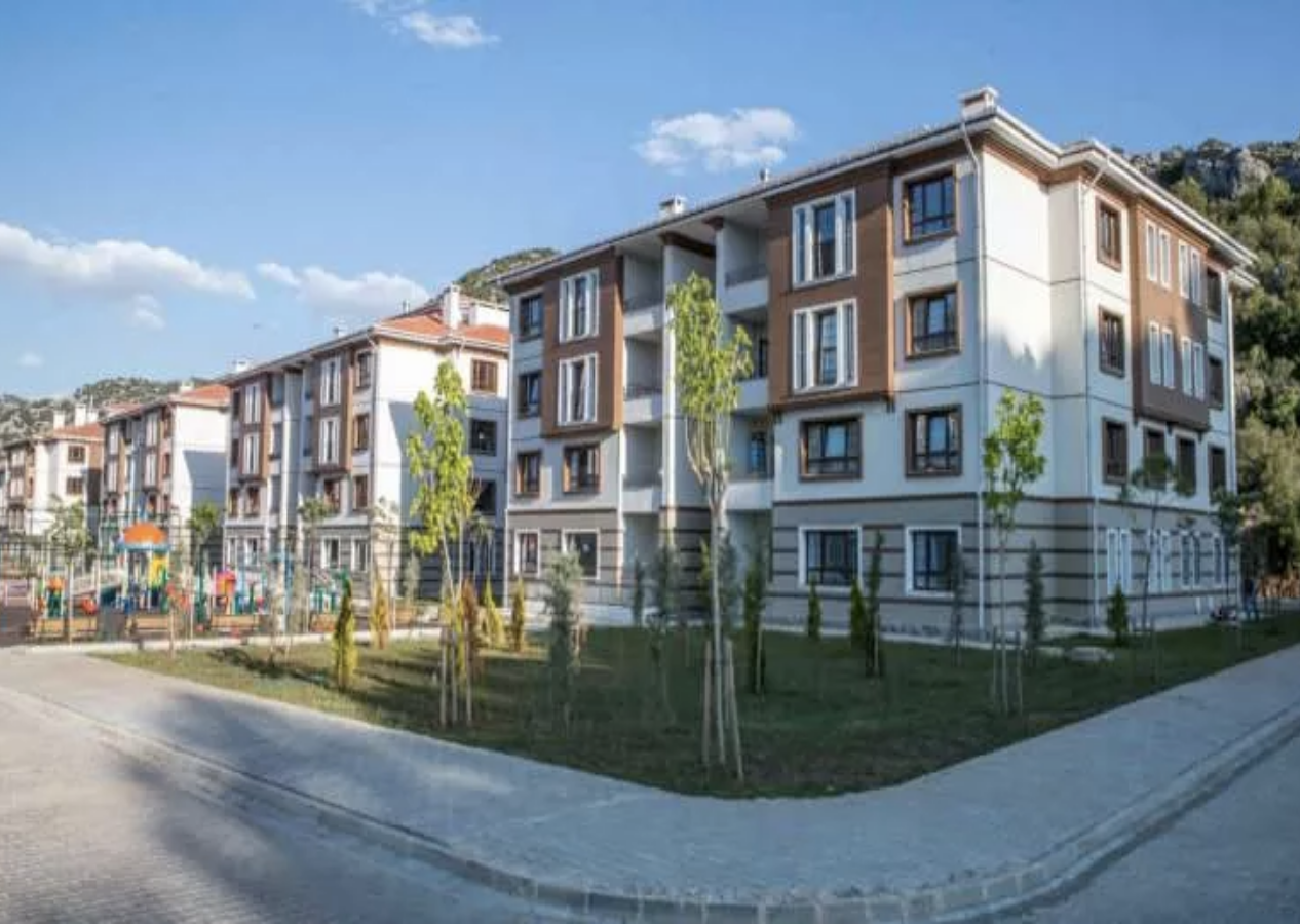 Sosyal konutta kura heyecanı: 12 ilin kura tarihleri belli oldu