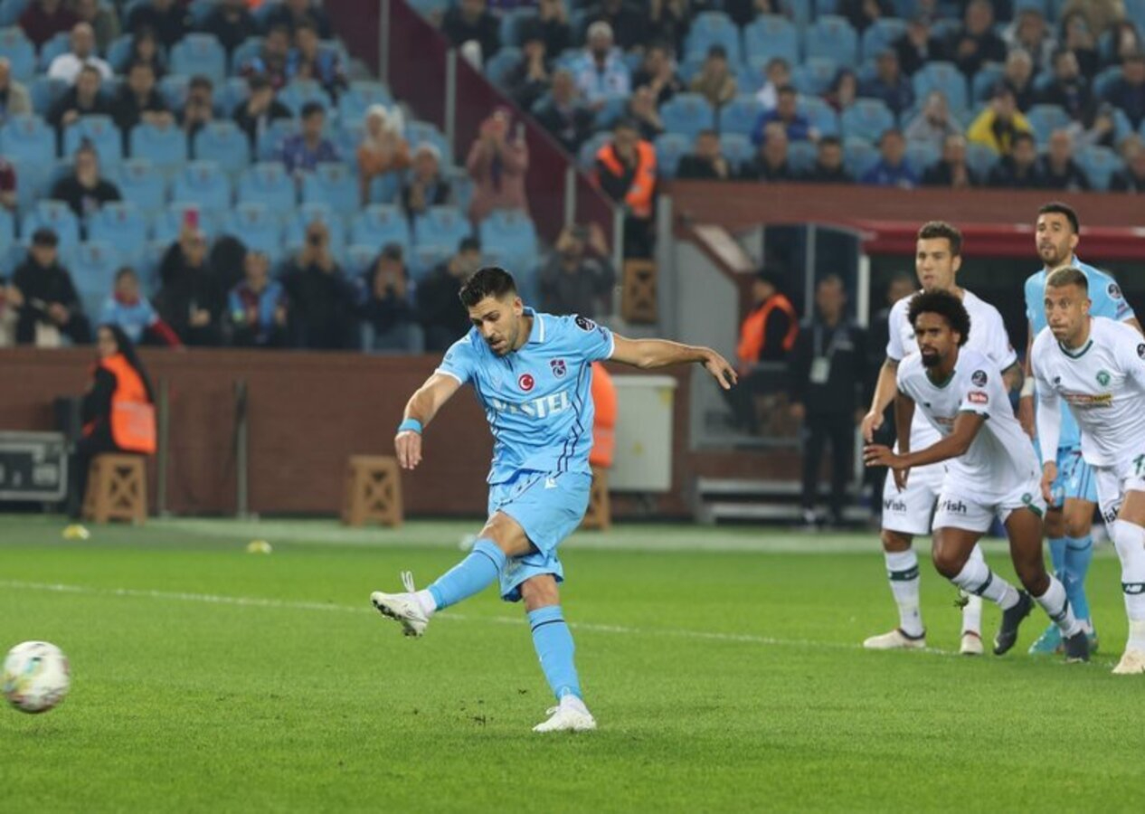 Trabzonspor - Konyaspor maçında bir penaltı kararı daha!