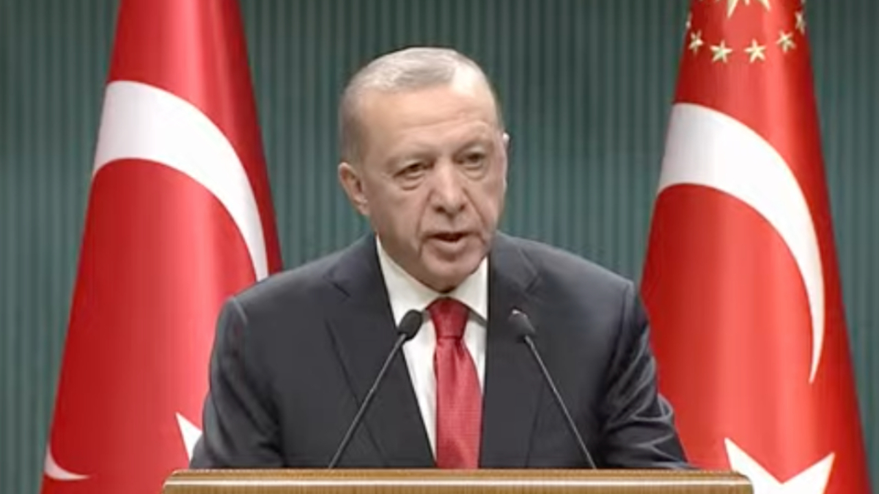 Cumhurbaşkanı Erdoğan'dan Kılıçdaroğlu'na sert tepki: "Adamın ekonomiden hiç haberi yok, kurusıkı atıyor"