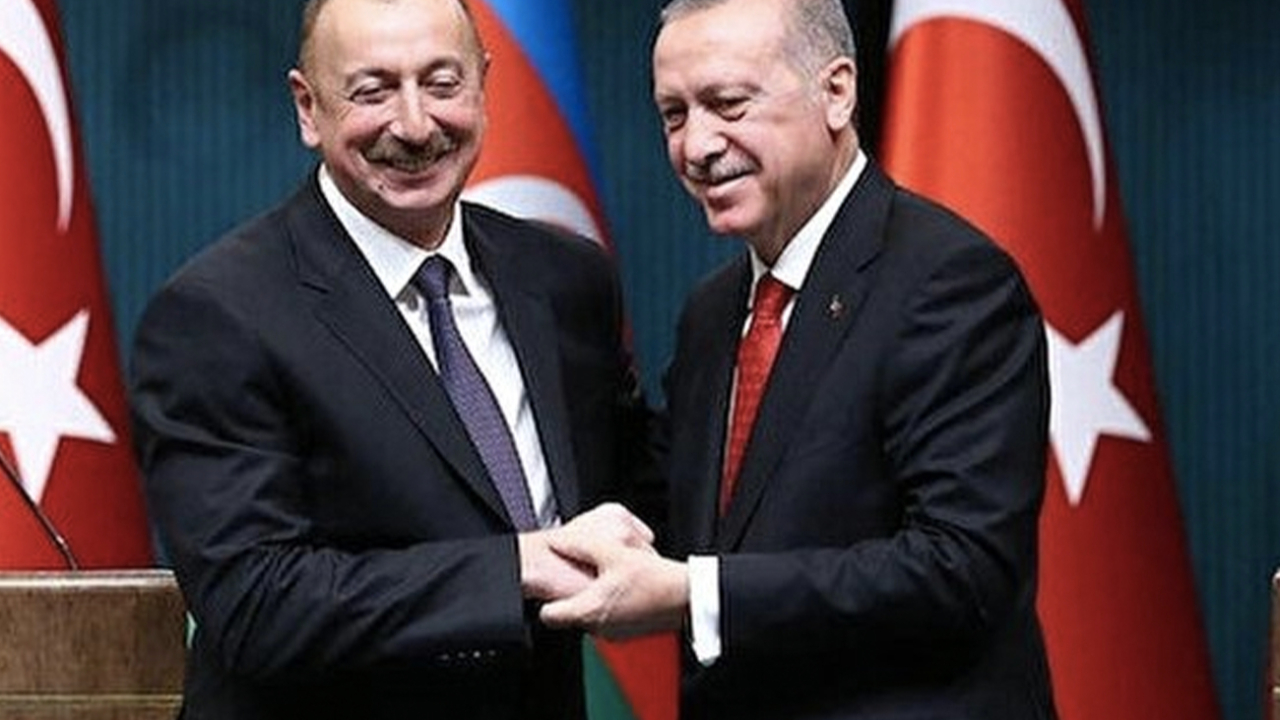Cumhurbaşkanı Erdoğan Azerbaycan’ın 8 Kasım Zafer Günü’nü kutladı