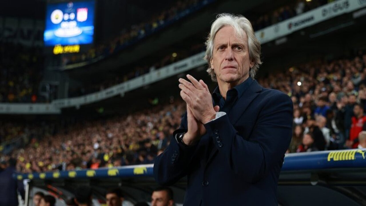 Fenerbahçe Teknik Direktörü Jorge Jesus Sivasspor maçı sonrası konuştu: Zor ama hak edilmiş bir galibiyetti...