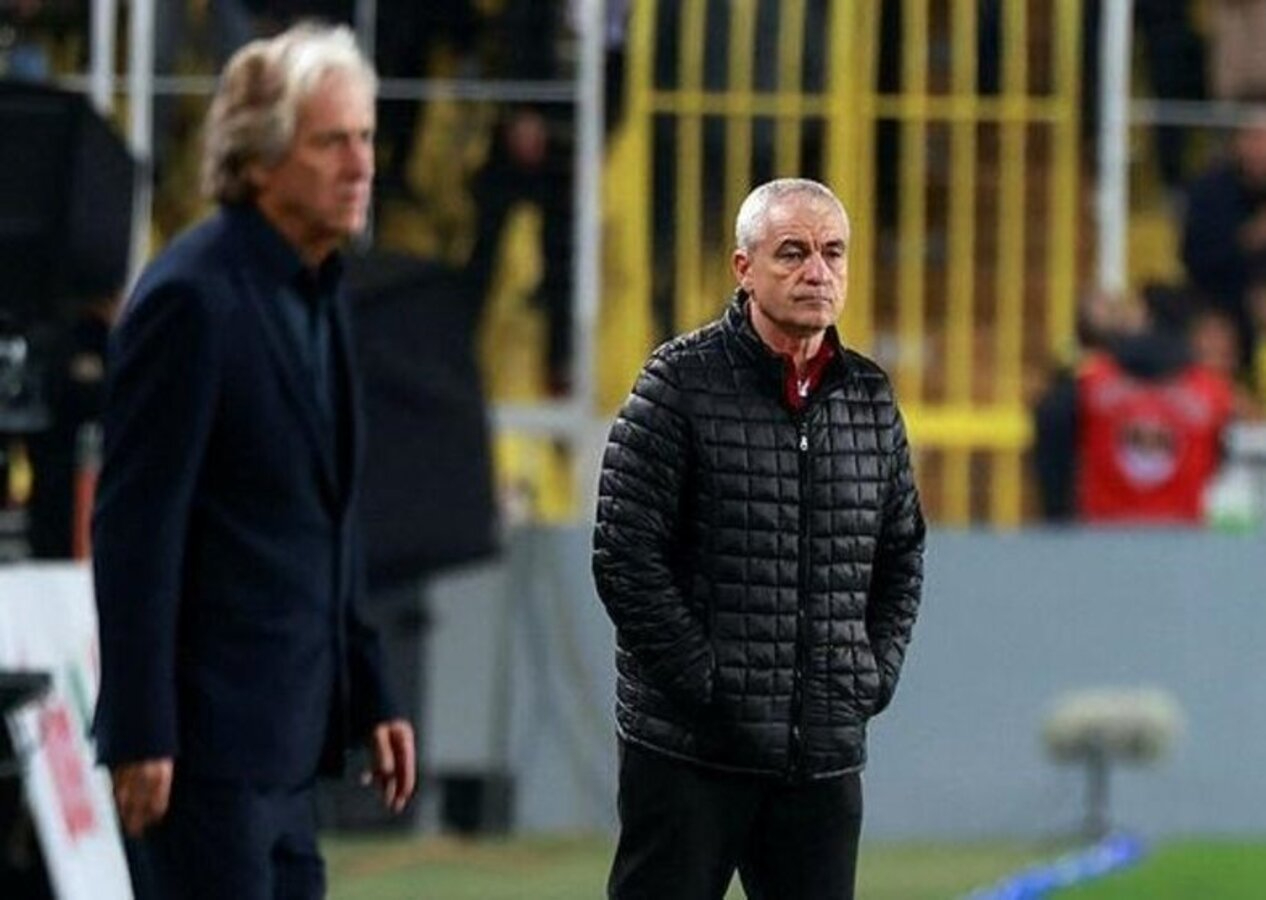 Sivasspor Teknik Direktörü Rıza Çalımbay, Fenerbahçe maçı sonrası konuştu: Çok iyi kurulmuş bir takım...