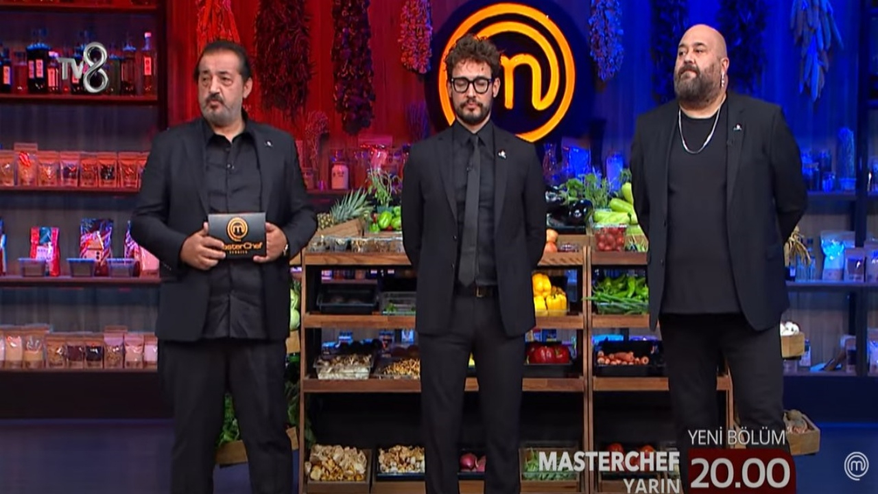 MasterChef Dolmabahçe Sarayı'nda! MasterChef 2022 Yarışmacıları Ata'yı Ziyaret Etti!