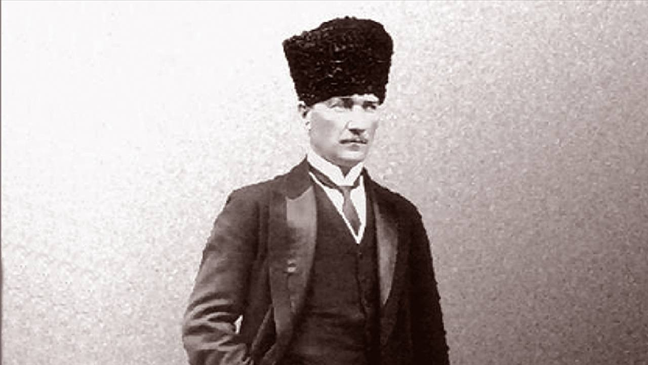 Anıtkabir'de resmi tören düzenleniyor