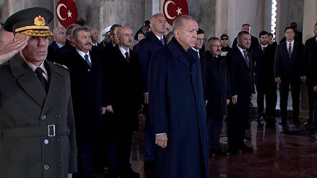 Cumhurbaşkanı Erdoğan ve devlet erkanı Anıtkabir'de
