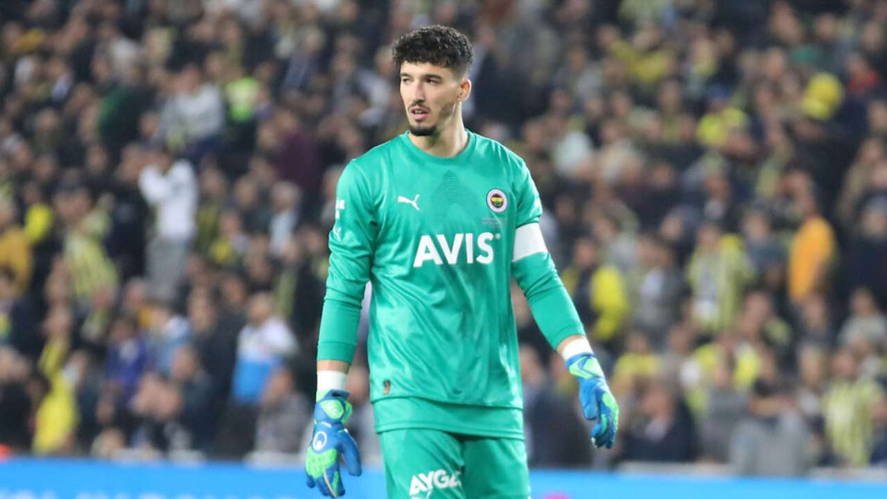 Altay Bayındır: Lider olmak zordur