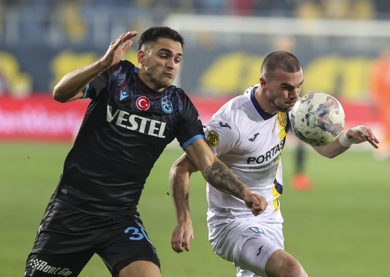 (GENİŞ ÖZET) Ankaragücü konuk ettiği Trabzonspor ile berabere kaldı