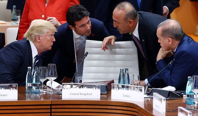 Cumhurbaşkanı Erdoğan ile Trump arasında sürpriz görüşme!