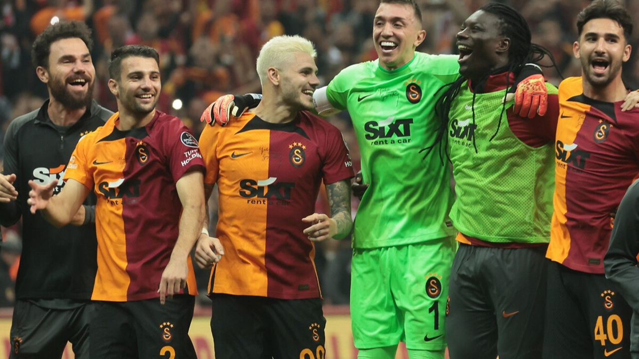Galatasaray’da prim müjdesi! Hesaplara bugün yatacak