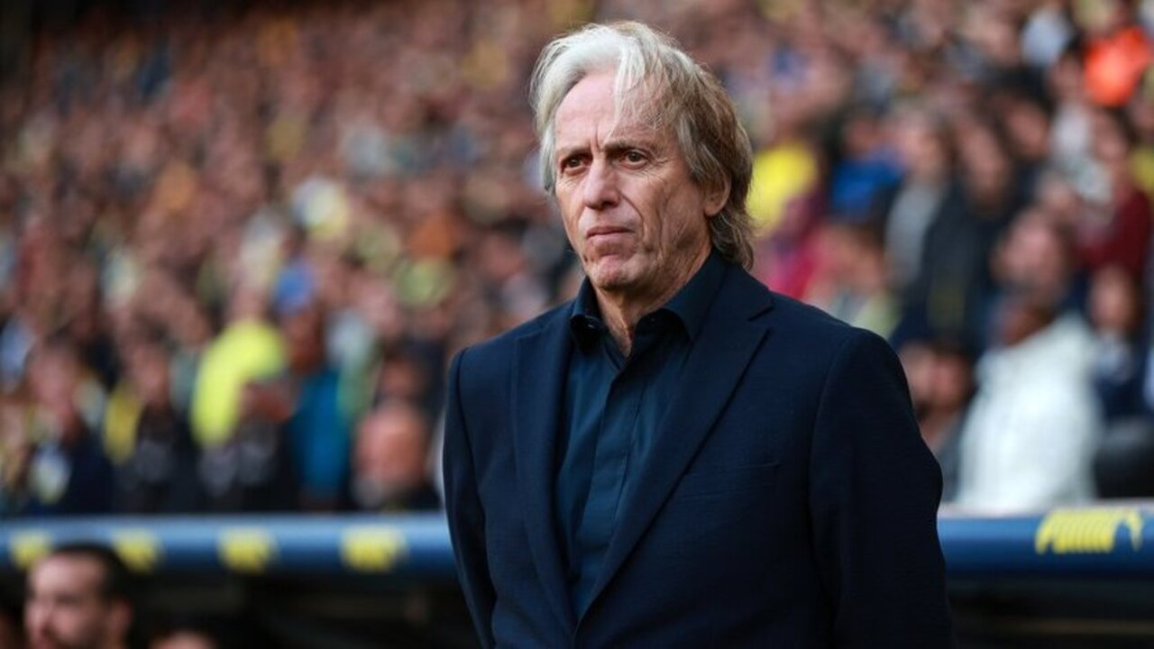 Fenerbahçe Teknik Direktörü Jorge Jesus Giresunspor mağlubiyeti sonrası konuştu: Hala birinci sıradayız...