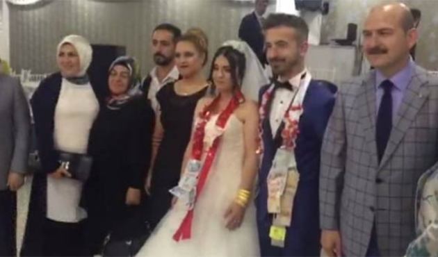 Bakan Soylu şehit kızının düğününe katıldı...