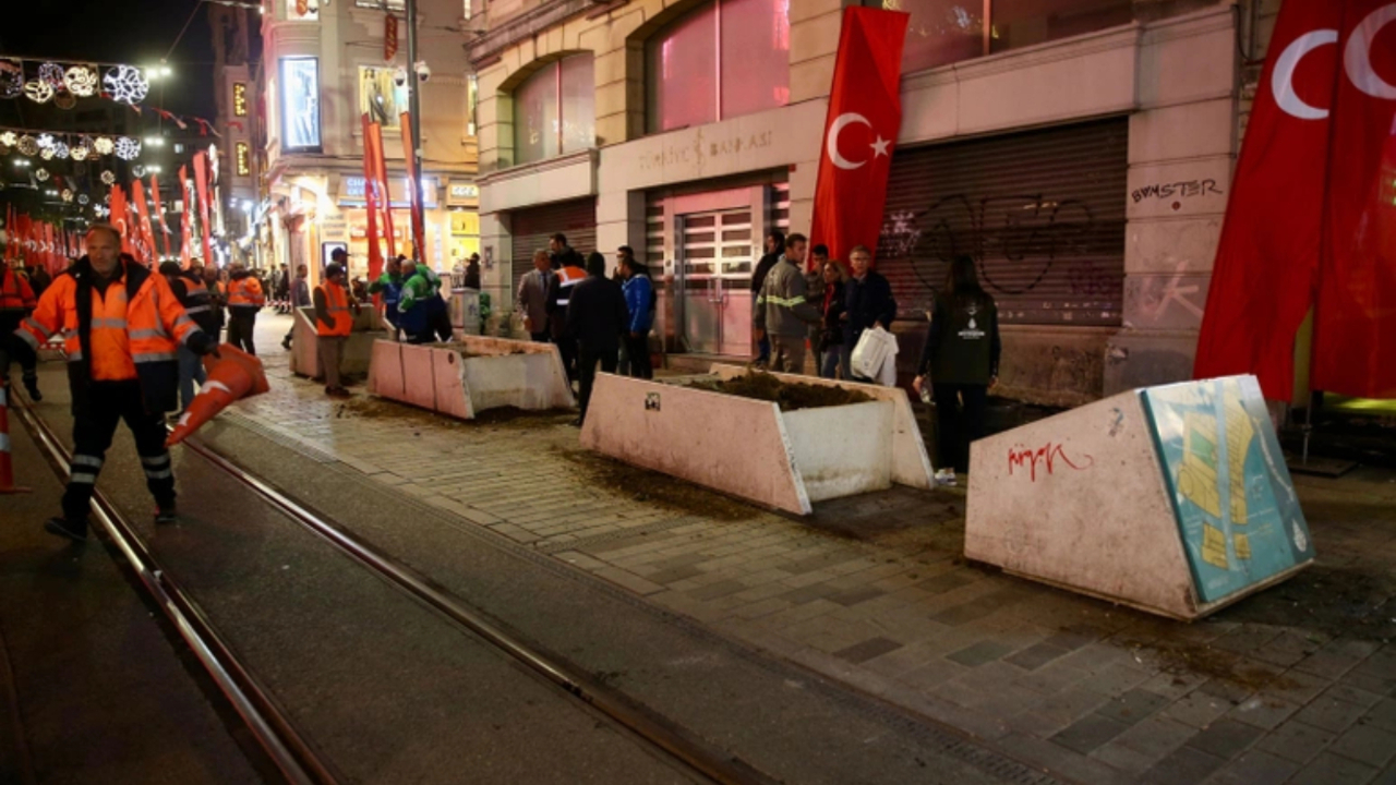 İstiklal Caddesi yaya trafiğine kapatıldı!