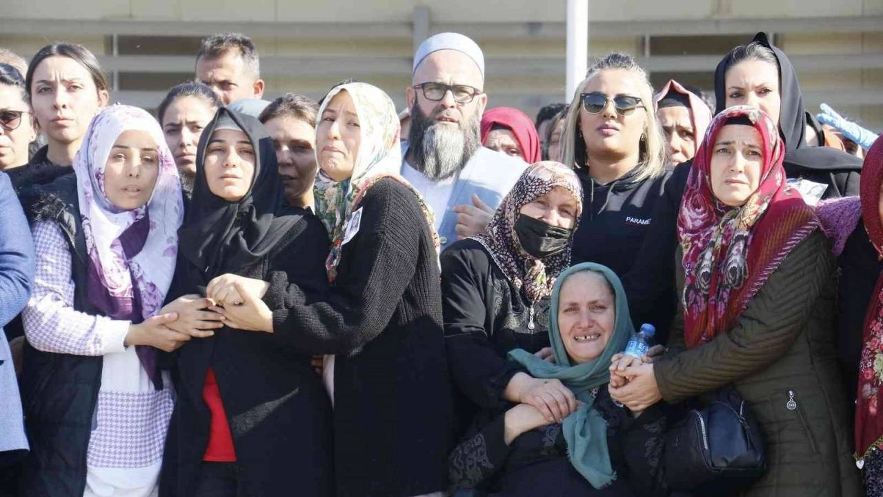 Ecrin ve babasına veda! Annenin sözleri yürek dağladı
