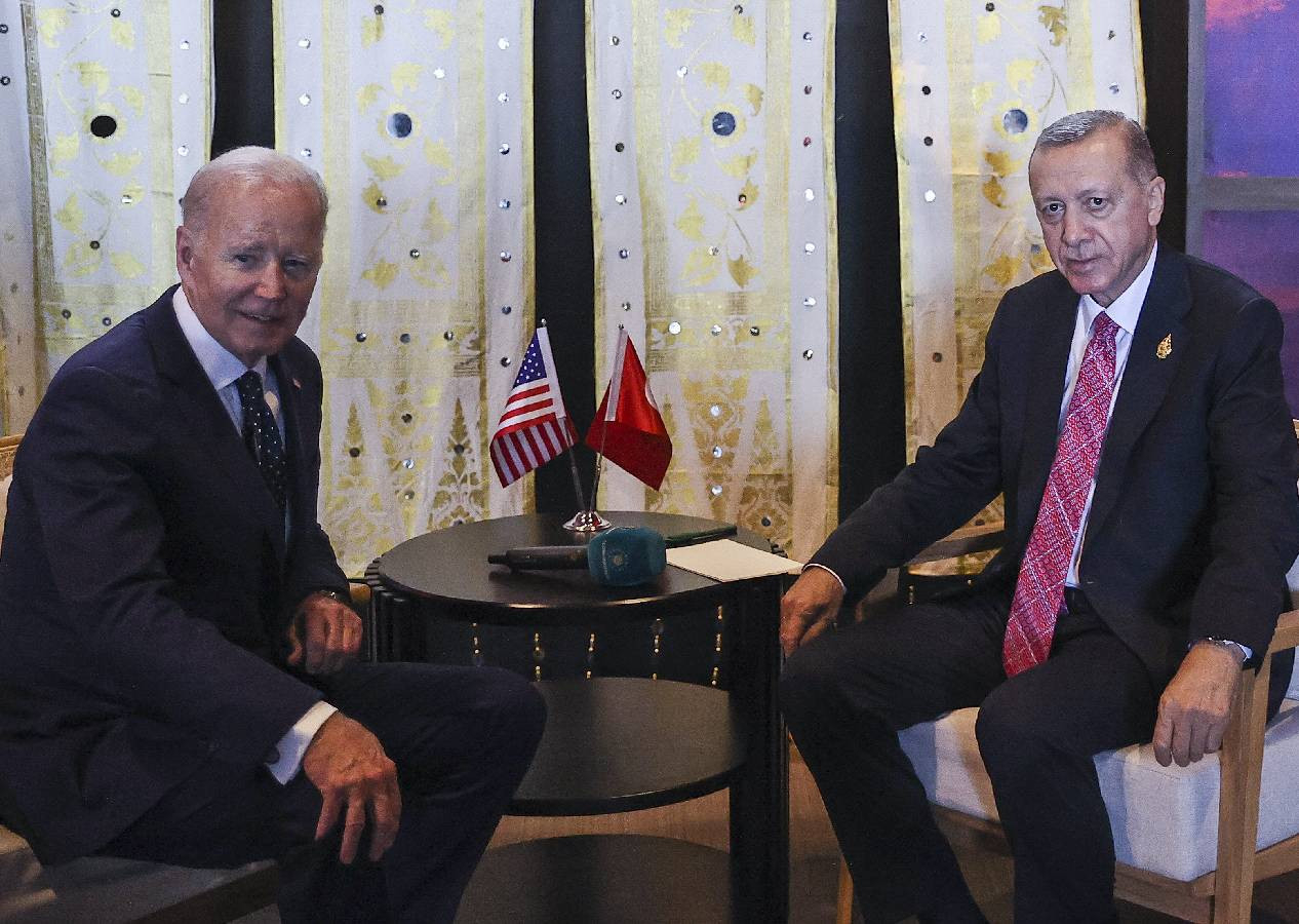Cumhurbaşkanı Erdoğan, Biden ile görüştü: Biden, Taksim saldırısında ölenler için taziyesini iletti!