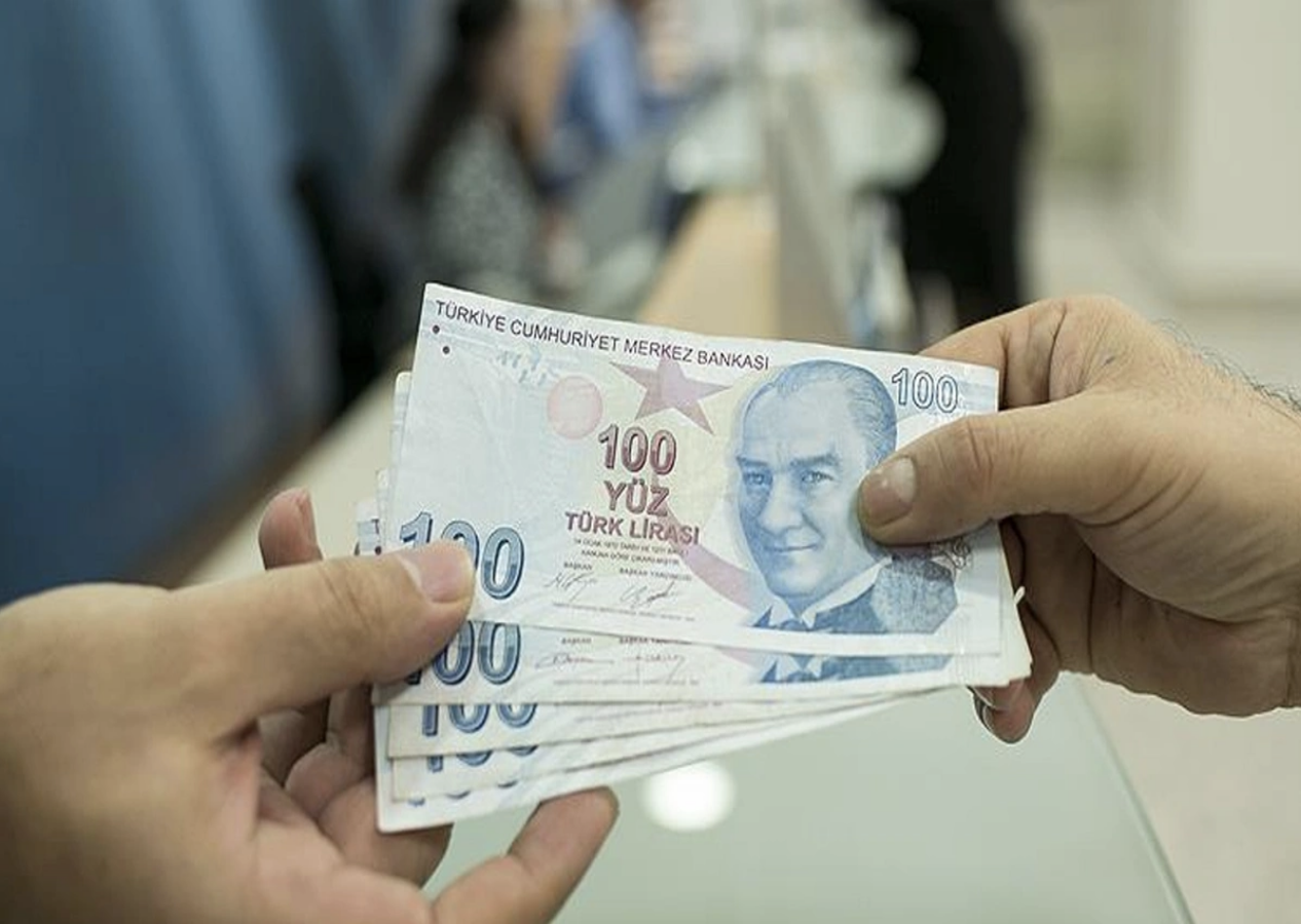 Kuşadası Belediyesi'nden işçilere müjde: Yemek ücretlerine zam yapıldı