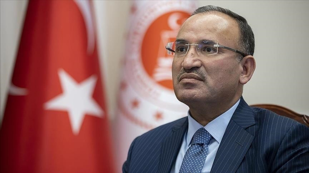 Bakan Bozdağ'dan anayasa değişikliği açıklaması: Önümüzdeki hafta Meclis'e geliyor!
