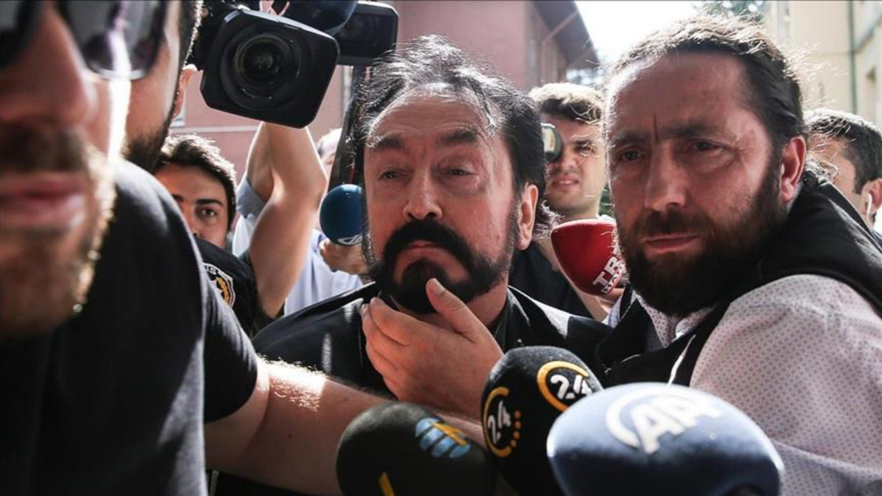 Adnan Oktar hakkında mahkeme kararını verdi: 891 yıl hapis cezası!