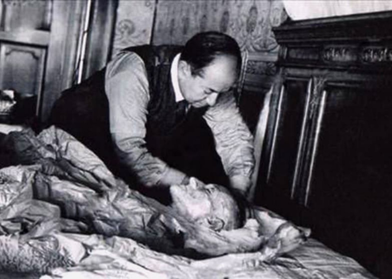 Atatürk’ün ölümüne “nefesleri likör kokanlar” mı sebebiyet verdi!