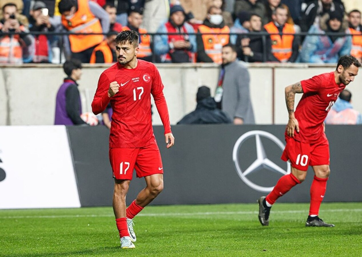 Cengiz Ünder İskoçya maçı sonrası açıklamalarda bulundu: O vuruşu yapmayı çok seviyorum...