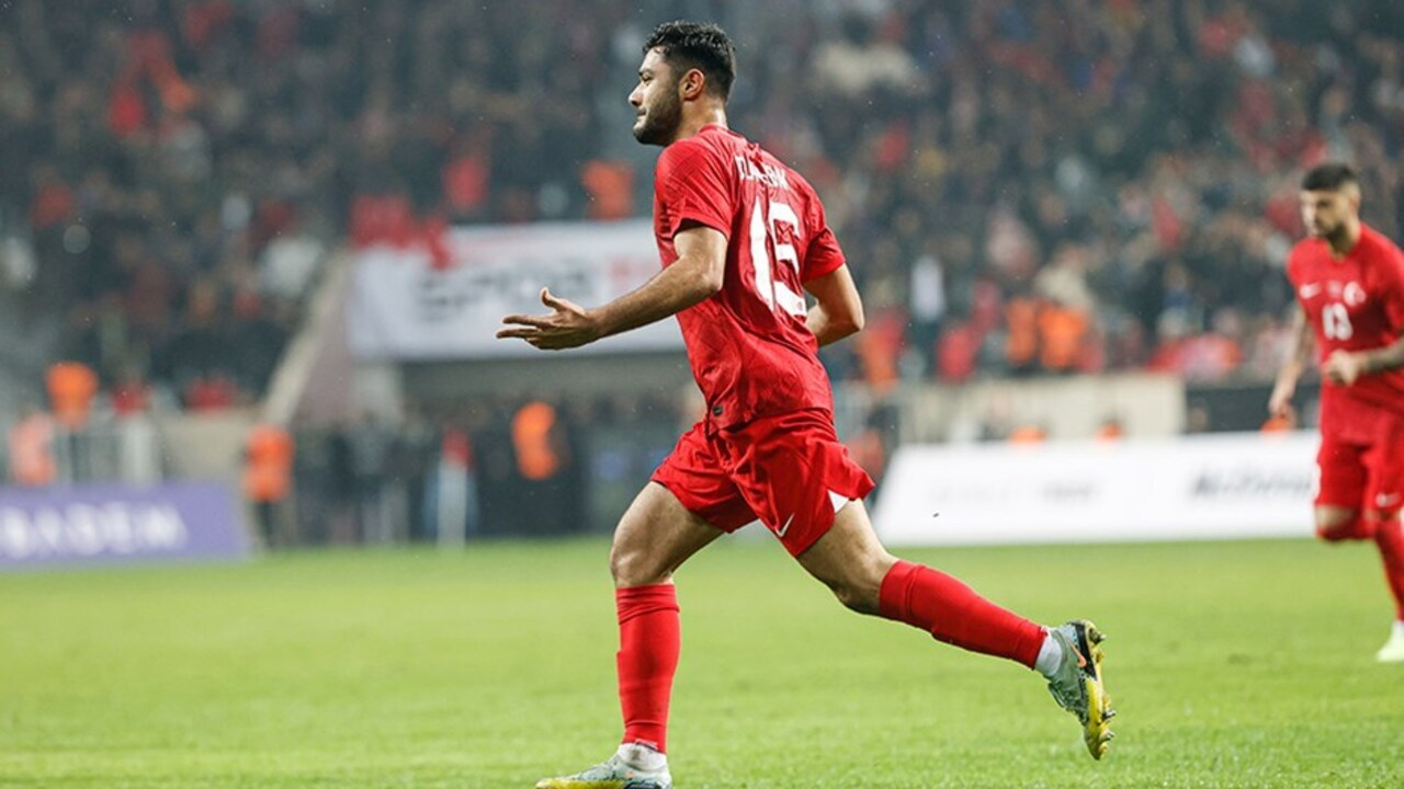 Ozan Kabak İskoçya maçı sonrası açıklamalarda bulundu: Bu sistem kadromuza daha uygun görünüyor...