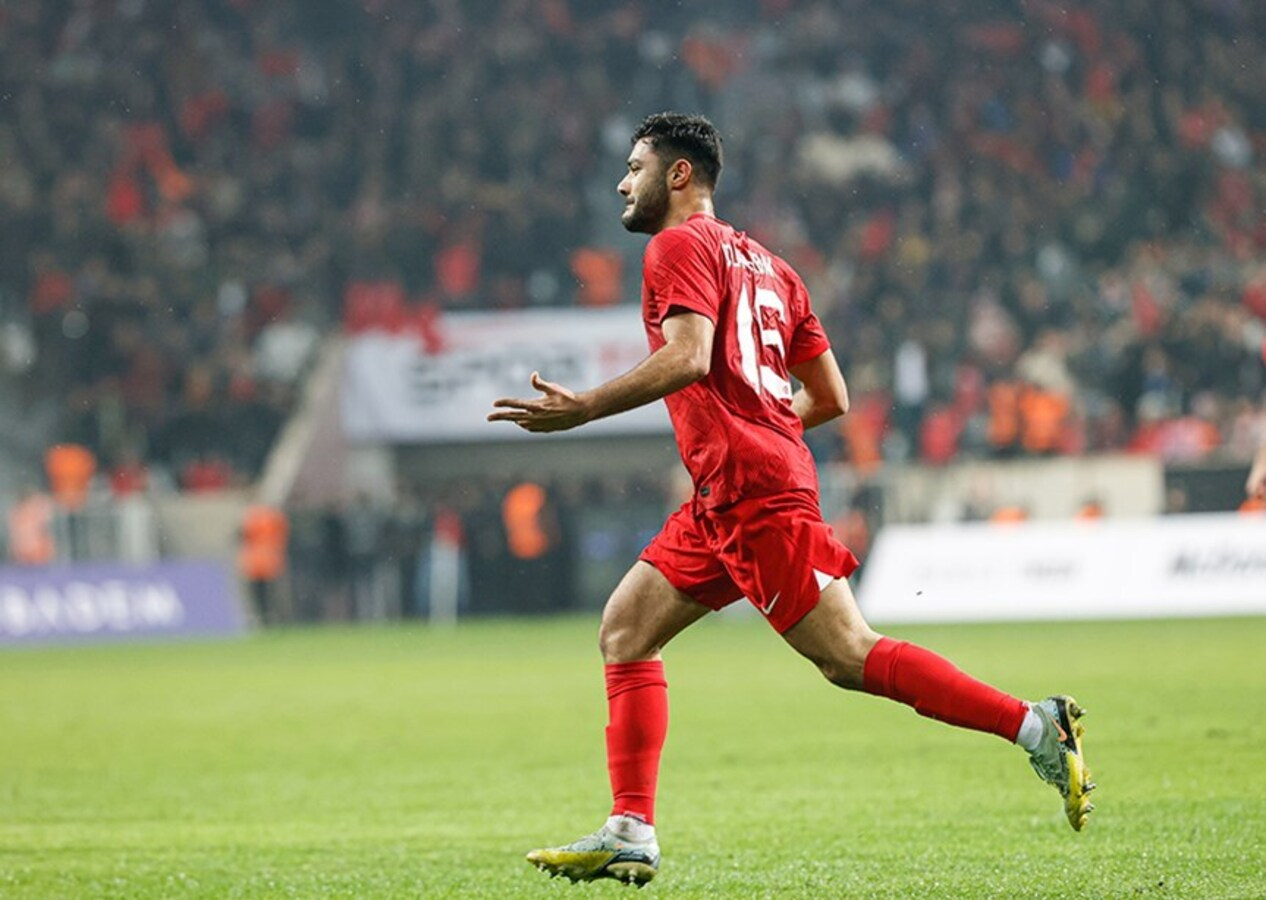 Ozan Kabak İskoçya maçı sonrası açıklamalarda bulundu: Bu sistem kadromuza daha uygun görünüyor...