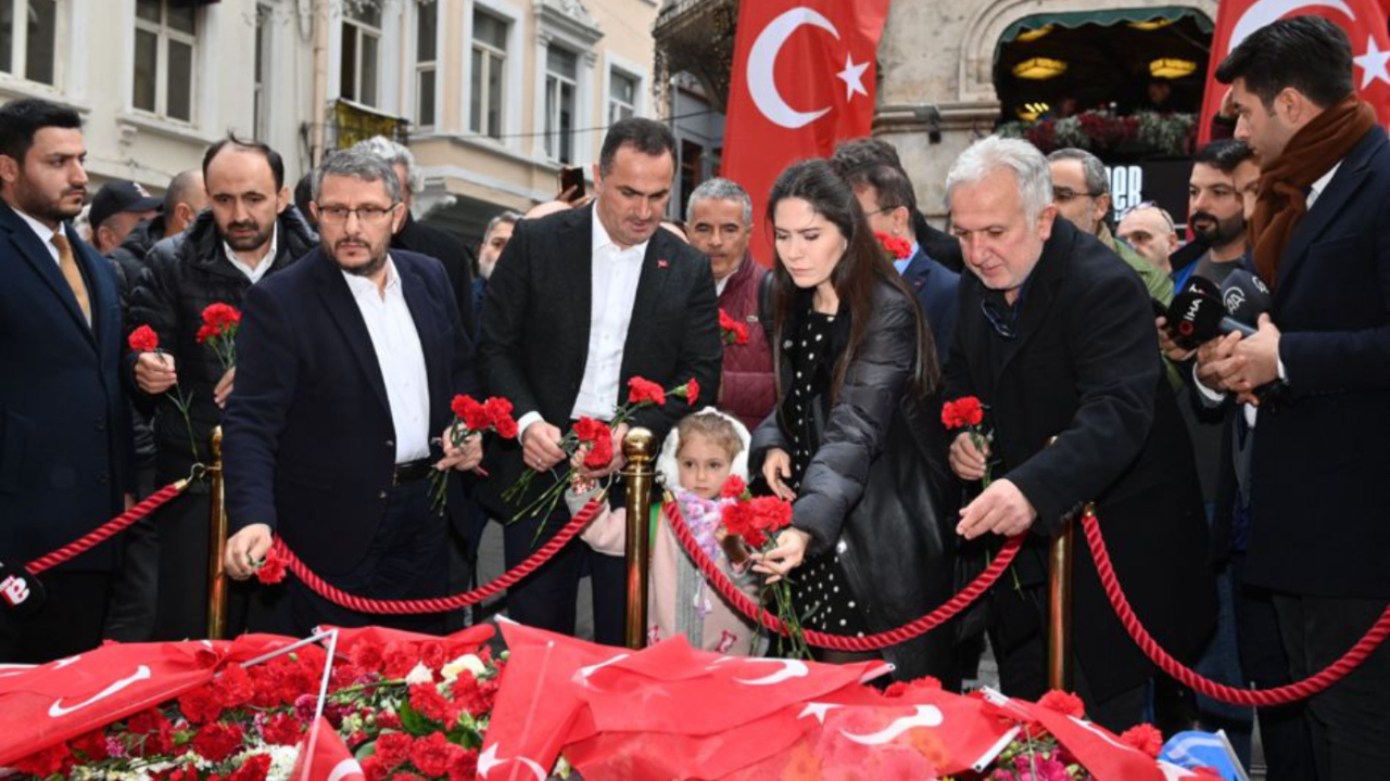 İstiklal Caddesi tıklım tıklım, hayat normale döndü