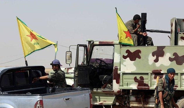 PKK/PYD'li teröristler Halep'te sivillere ateş açtı...