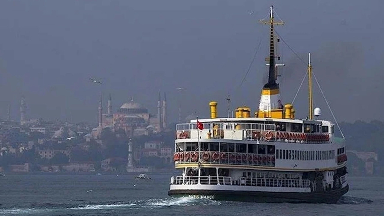 İstanbullular dikkat: Deniz ulaşımına lodos engeli! Seferler iptal edildi...