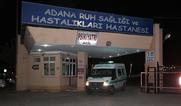 Adana'da hastane'de yangın: 1 ölü...